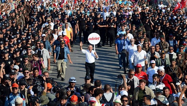 'Adalet Yürüyüşü'ne saldırı girişiminde 6 sanığa hapis cezası