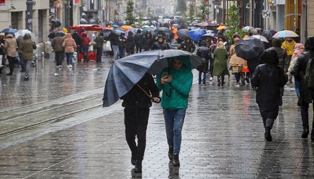 AKOM uyardı: İstanbul'a fırtına geliyor