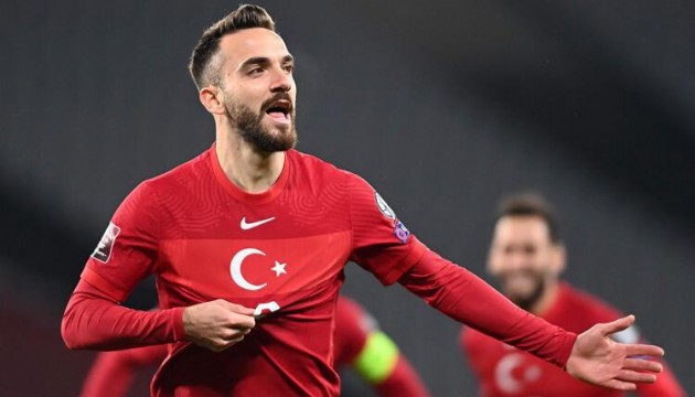 Kenan Karaman resmen Beşiktaş'ta