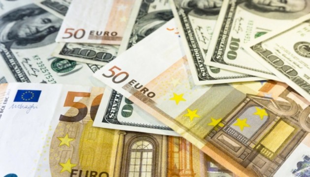 Dolar ve Euro'da yükseliş sürüyor