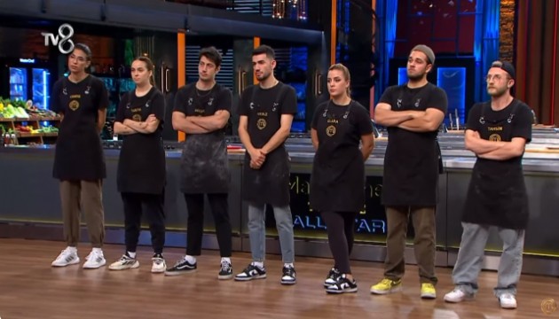 MasterChef All Star'a veda etti, Gözyaşlarını tutamadı!