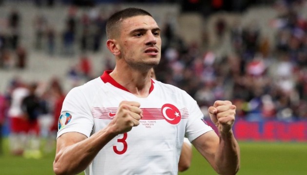 Milli futbolcu Merih Demiral'dan kötü haber!