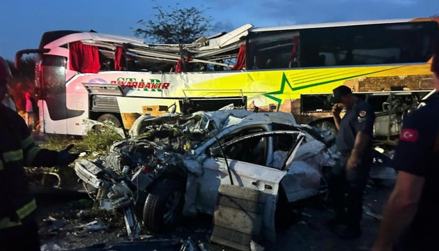 Mersin'deki kazada ölen 10 kişinin kimlikleri belli oldu