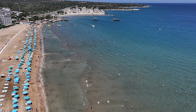 Mersin'in plajları mavileşiyor!