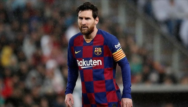 Messi'nin sözleşmesi bitti! Barcelona'da yoluna devam edecek mi?