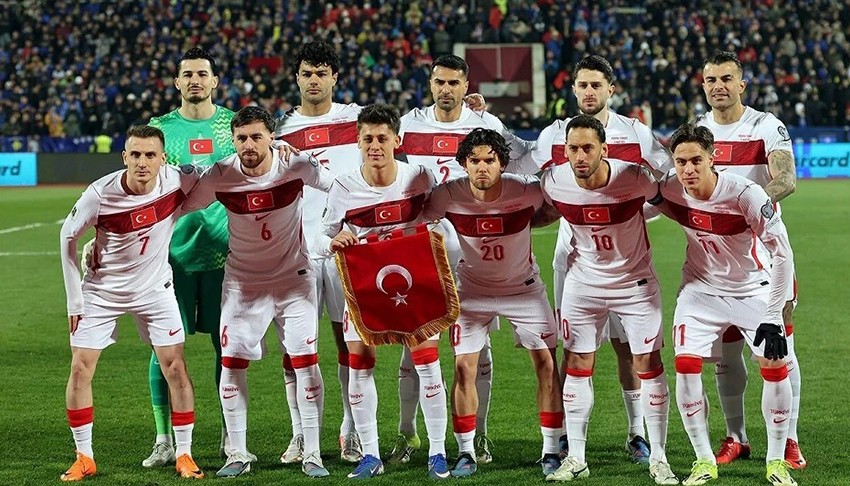 Türkiye - Fransa maçı ne zaman, saat kaçta, hangi kanalda? Milli maç şifresiz mi?