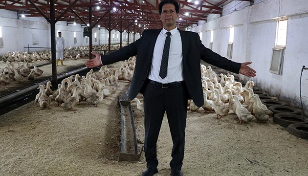 Mısırlı girişimci Kütahya'da Pekin ördeği yetiştiriyor