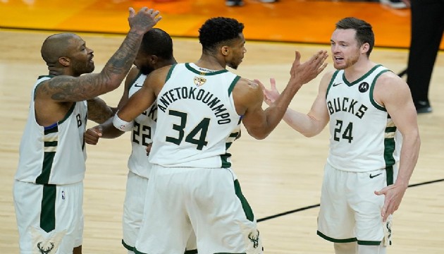 Milwaukee Bucks şampiyonluk yolunda avantajı kaptı