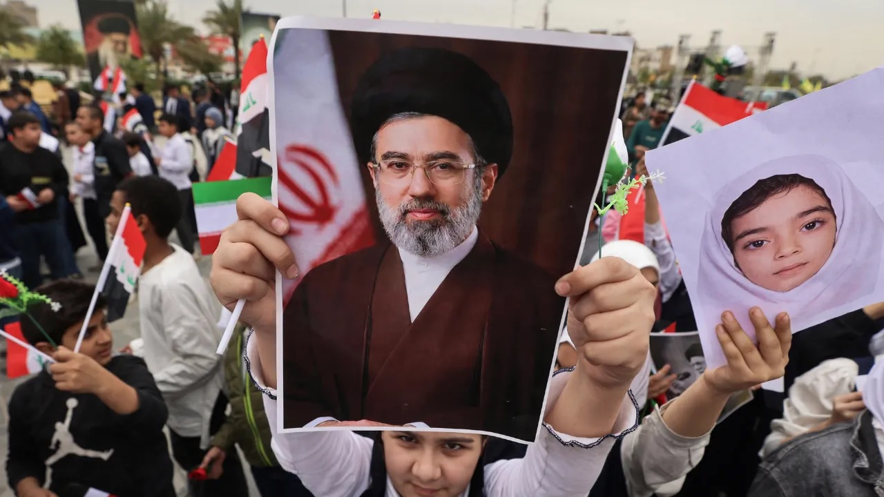 İranlı büyükelçiden Hamaney açıklaması