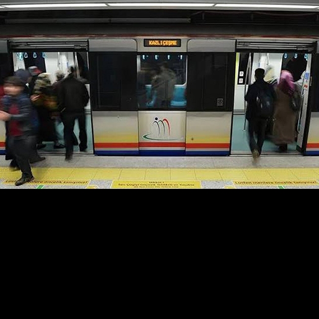 Marmaray'da intihar: Seferlerde gecikme yaşanıyor