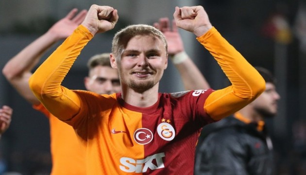 Galatasaray Victor Nelsson'u satışa çıkardı! İşte bonservis bedeli...