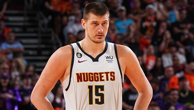 NBA'de Jokic'ten triple-double