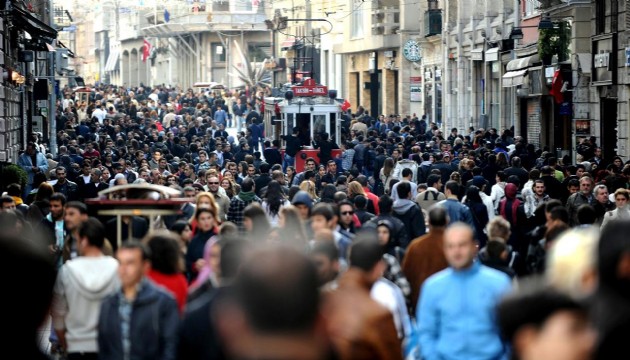 Türkiye'nin genç nüfus oranı projeksiyonları alarm veriyor