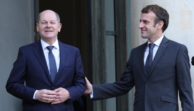 Macron ve Scholz Trump'a karşı daha güçlü bir Avrupa çağrısı yaptı