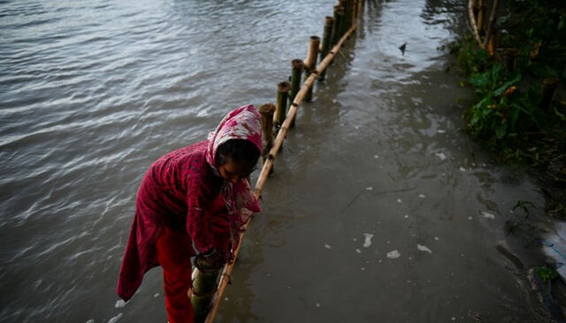 Bangladeş'i muson yağmurları vurdu: Can kaybı 48