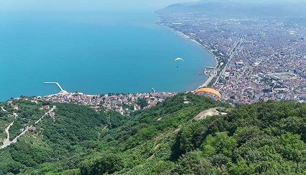 Ordu, yamaç paraşütü tutkunlarını ağırlıyor