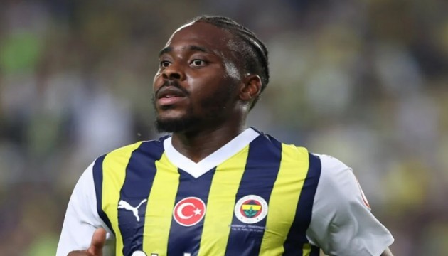 Fenerbahçe'de sakatlıklar bitmiyor! Şimdi de Osayi-Samuel'den kötü haber...