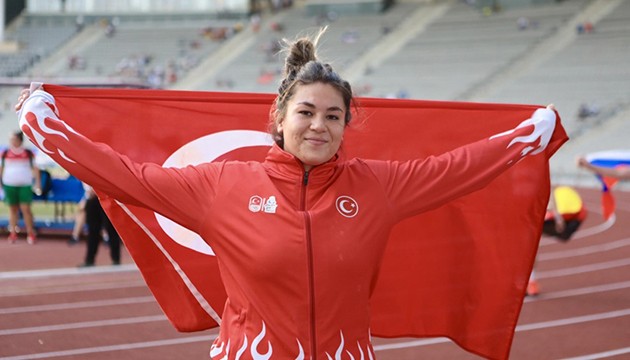 Milli sporcudan Avrupa'da altın madalya!