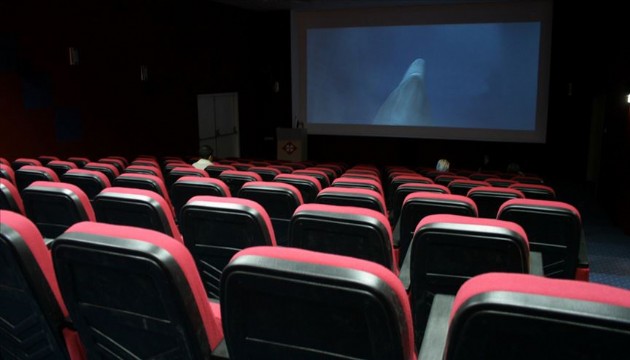 Sinema koltukları boş kaldı
