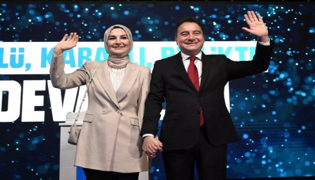 Ali Babacan yeniden lider!