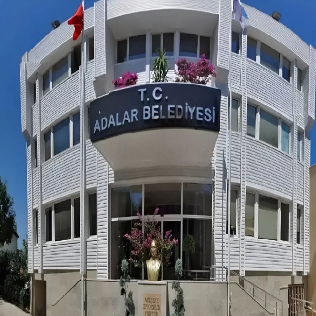 Adalar Belediyesi'nde seçim ertelendi