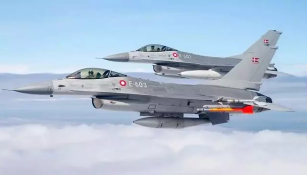 Yeni F-16'lar ülkeye indi