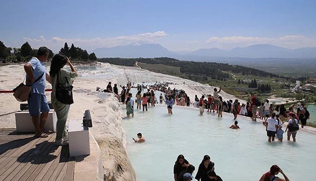 Turizmde bayram dopingi yüzleri güldürdü