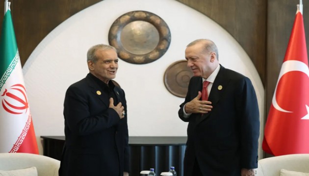 Erdoğan Pezeşkiyan ile görüştü