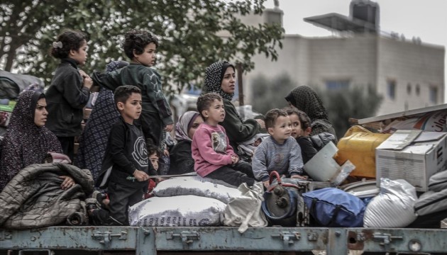 İsrail ordusu, Filistinlileri göçe zorlamaya devam ediyor