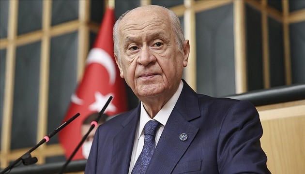 Bahçeli'den Kızılay'a kurban bağışı