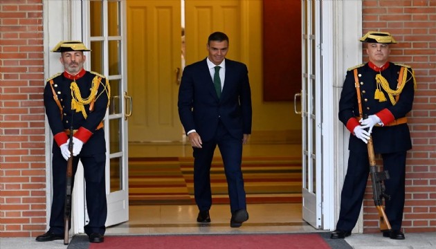 Savaş gemileri Sumud Filosu için yola çıkıyor