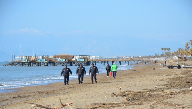 Antalya'da sahillerde 'ceset' devriyesi