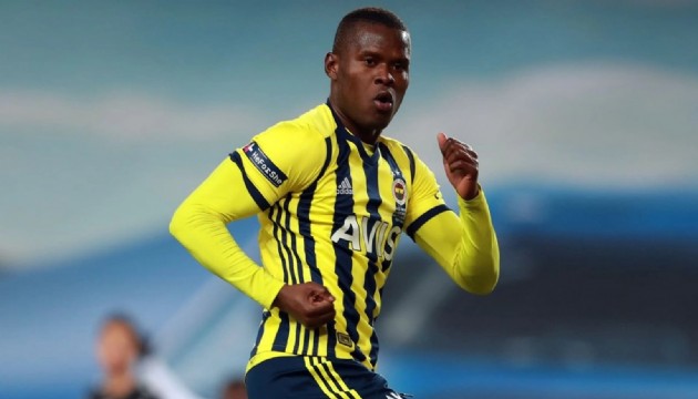 Fenerbahçe'de beklenen ayrılıklardan biri gerçekleşti!