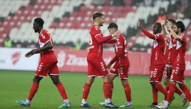 Samsunspor, Tokat Belediyespor'u rahat geçti