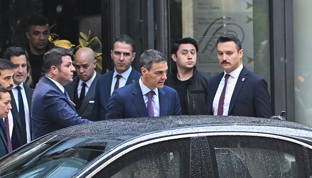 Pedro Sanchez Ankara'dan ayrıldı
