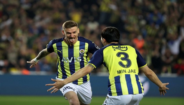 Fenerbahçe'den Serdar Aziz kararı!