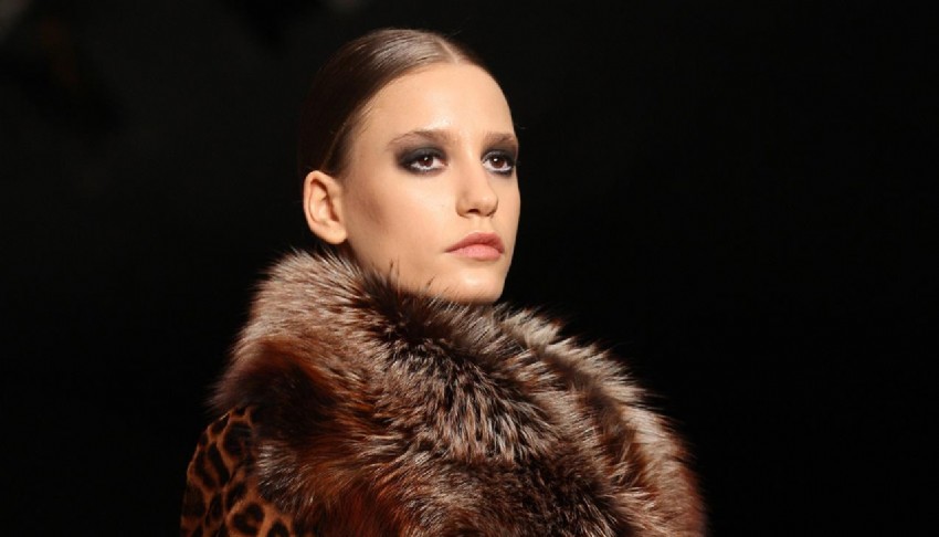Serenay Sarıkaya’ya restoranda sürpriz not