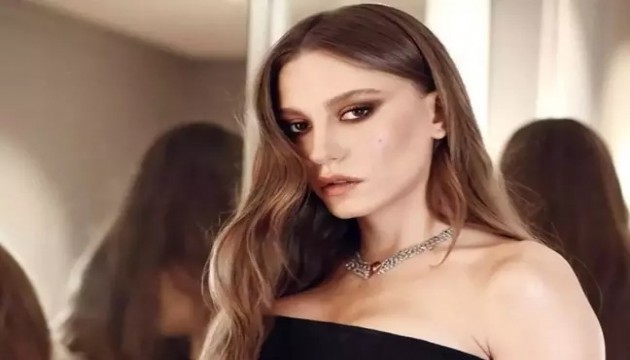 Serenay Sarıkaya, Paris'te görüldü