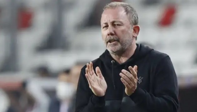 Beşiktaş'ta çare Sergen Yalçın