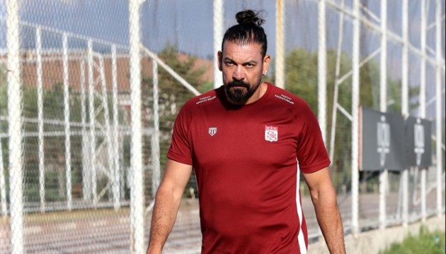 Servet Çetin'den transfer açıklaması