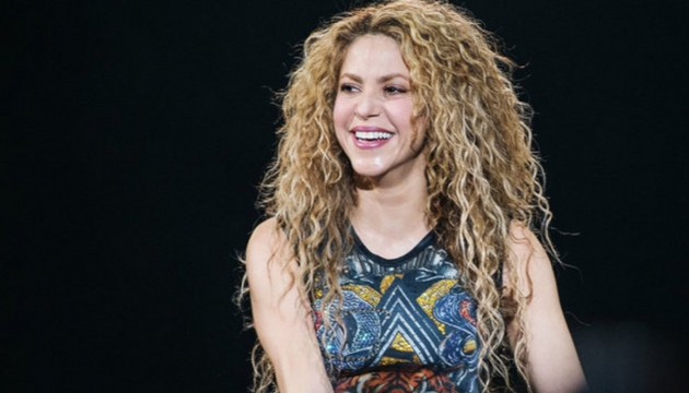 Shakira'nın Kolombiya'da heykeli yapıldı