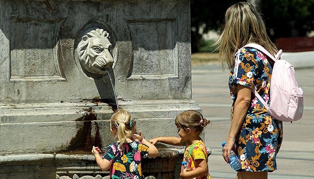 Sıcaklar nedeniyle kırmızı alarm