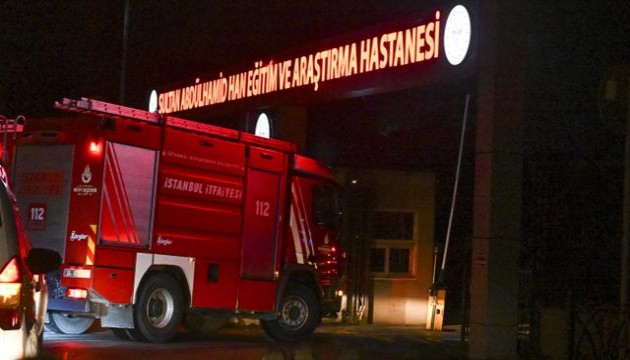 İstanbul'da hastane yangınında ölü sayısı arttı