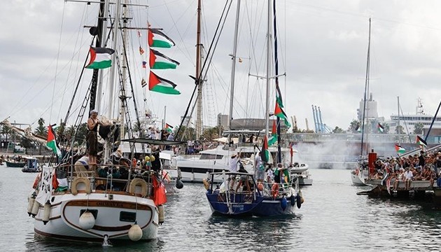 Yardım filosuna Yunanistan'dan saldırı