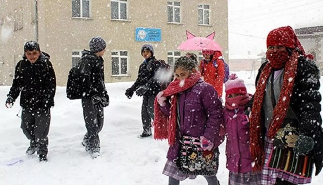 Erzurum'da eğitime ara verildi!