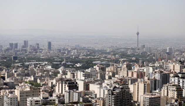 İran'da aşırı sıcak havalar nedeniyle elektrik tüketiminde tarihi rekor kırıldı