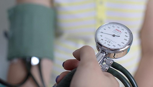 Hipertansiyon hastalarına tuz ve su uyarısı