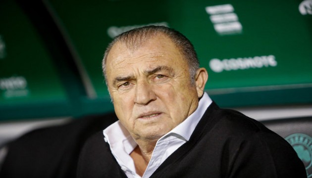 Fatih Terim, Yunanistan'daki ilk sınavını geçti