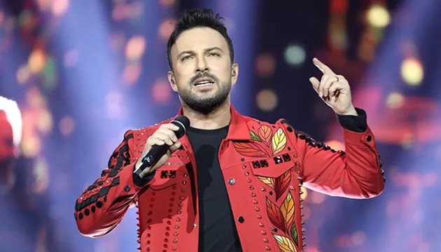 Ankara'da ücretsiz Tarkan konserine yoğun ilgi: Yüzbinlerce kişi sıraya girdi!