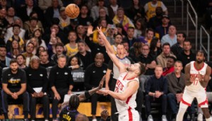 Alperen'in performansı Rockets'a yetmedi